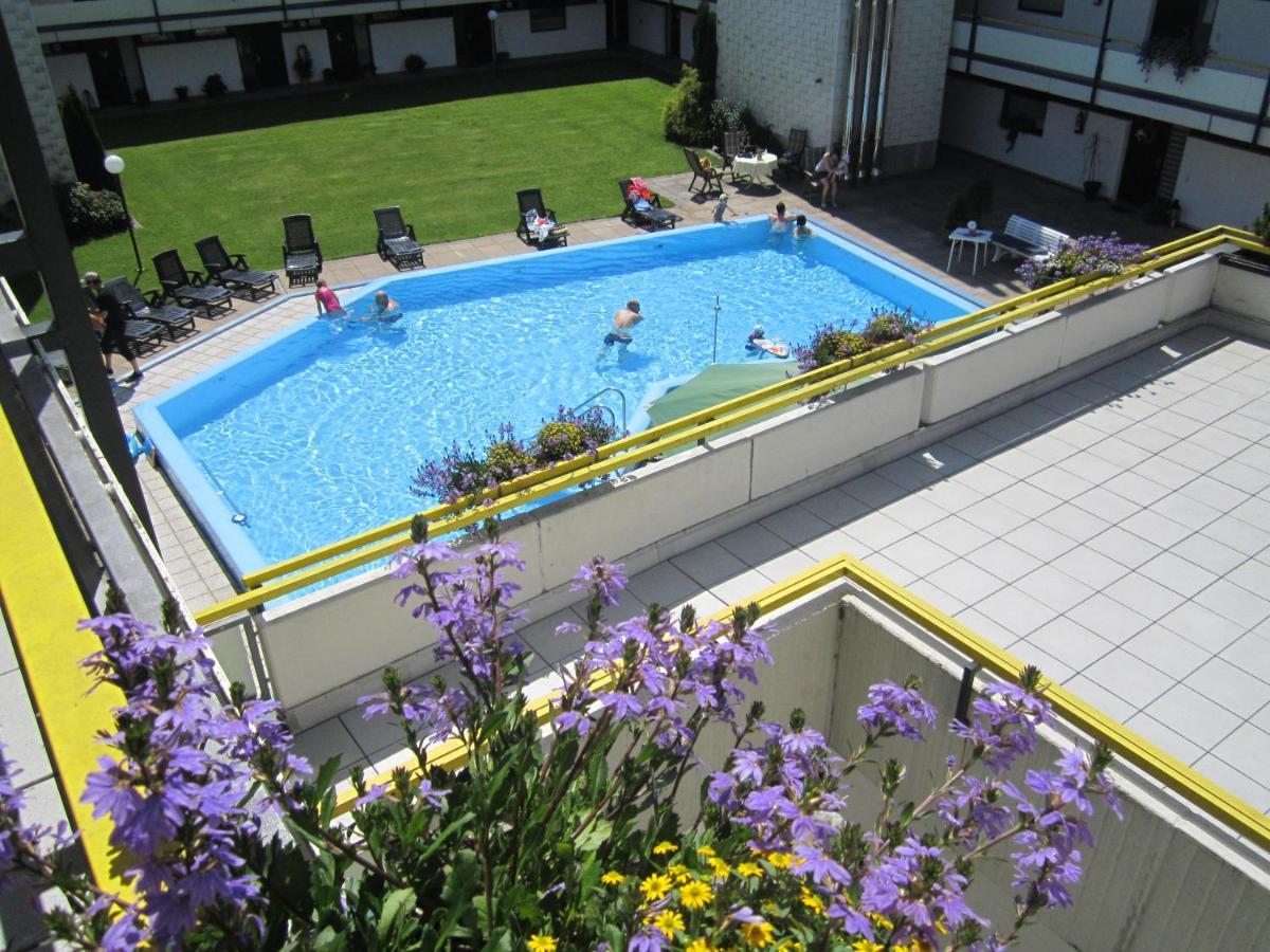Schwalbennest - Hundefreundlich, Sauna, Pool, Dachterrasse, See & Natur Moehnesee Exterior photo